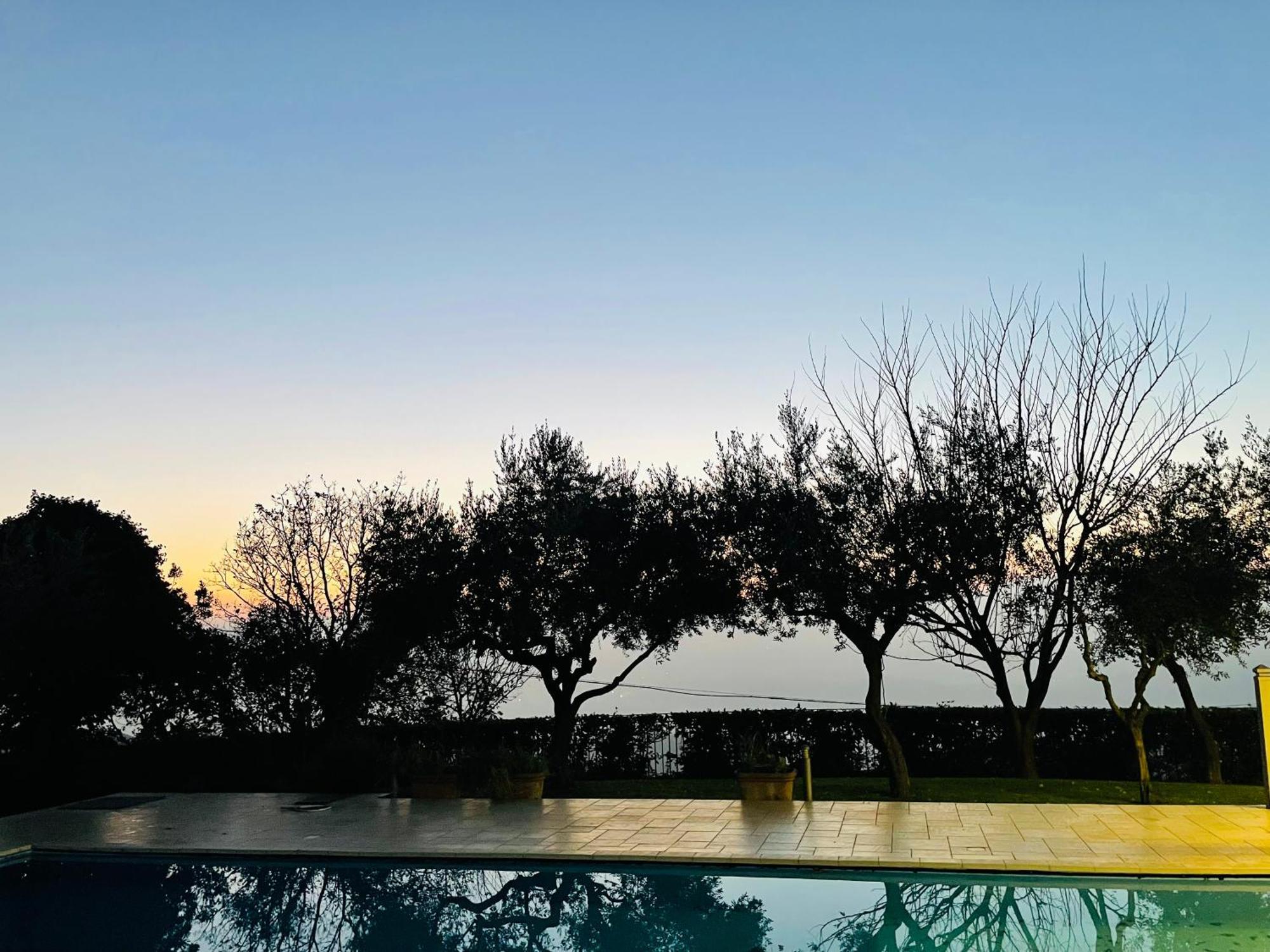 Villa Mandetta B&B Santo Stefano del Sole ภายนอก รูปภาพ