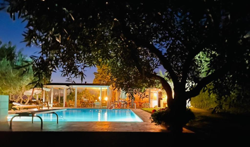 Villa Mandetta B&B Santo Stefano del Sole ภายนอก รูปภาพ