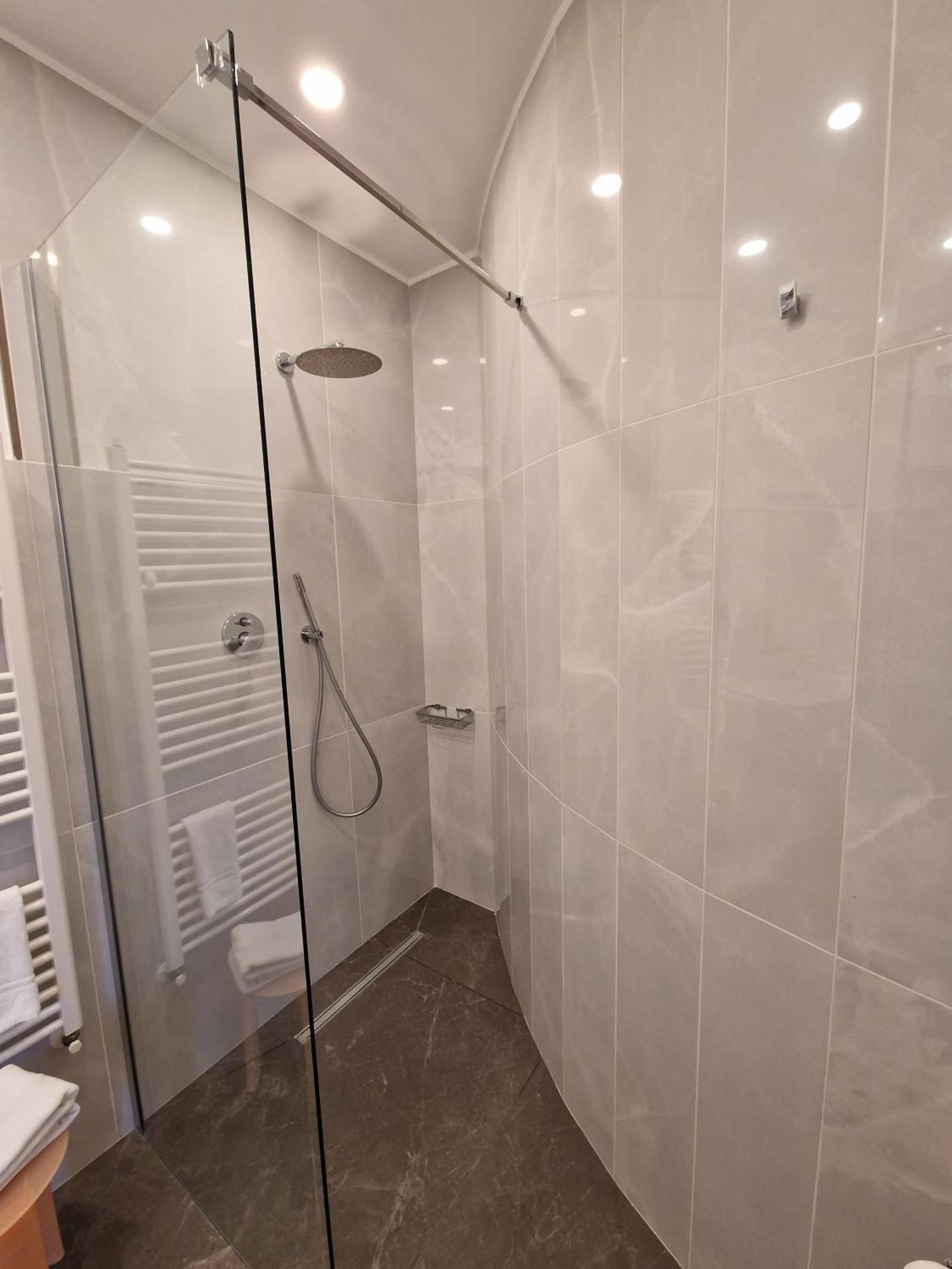 Villa Mandetta B&B Santo Stefano del Sole ภายนอก รูปภาพ